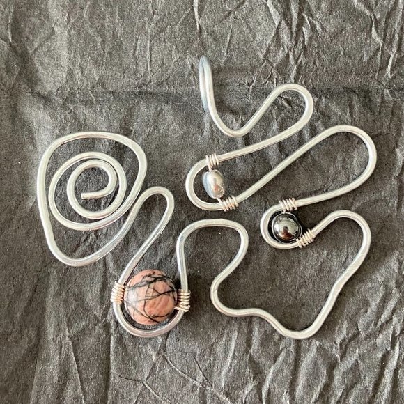 Artisan Hammered Stainless Steel Swirl Pendant with Rhodonite and Hematite Beads - Picture 4 of 8